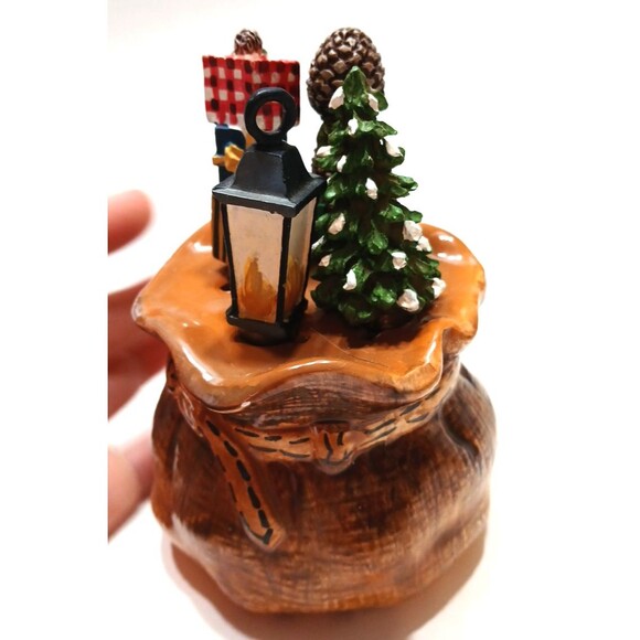 CKAO Santa’s Sack 4 Christmas Themed Cheese Knives Acorns Tree Presents Lantern - Picture 3 of 13